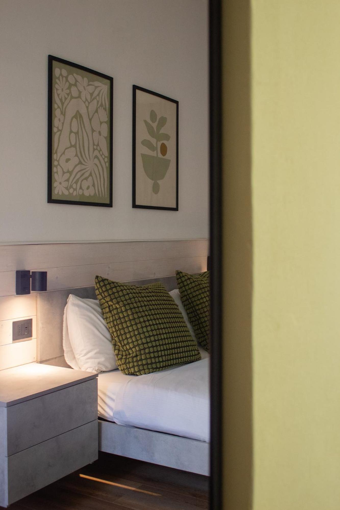 Le Calle Holiday Apartments Торболе Экстерьер фото